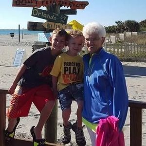 Meet your Posher, Kelli